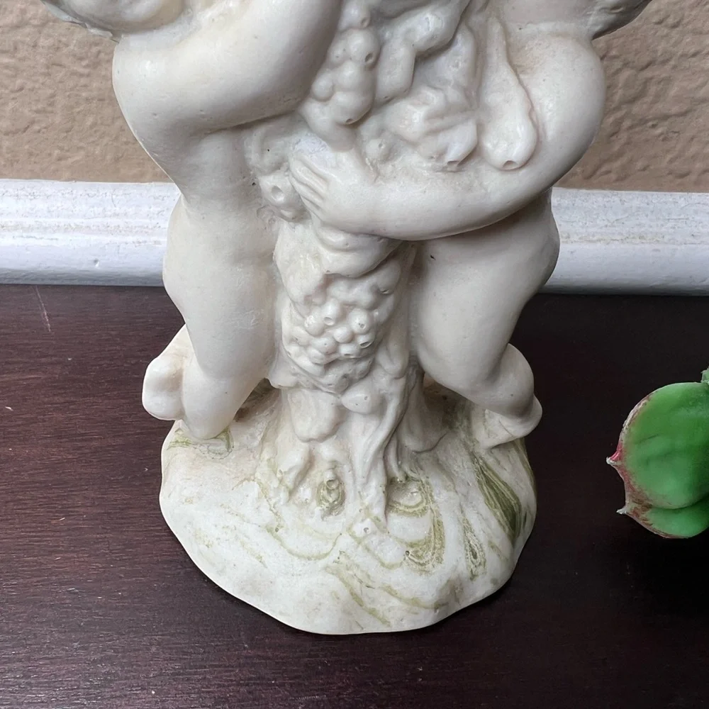 1970s Athena Marble Putti Pedestal Soap Dish – Hollywood Regency